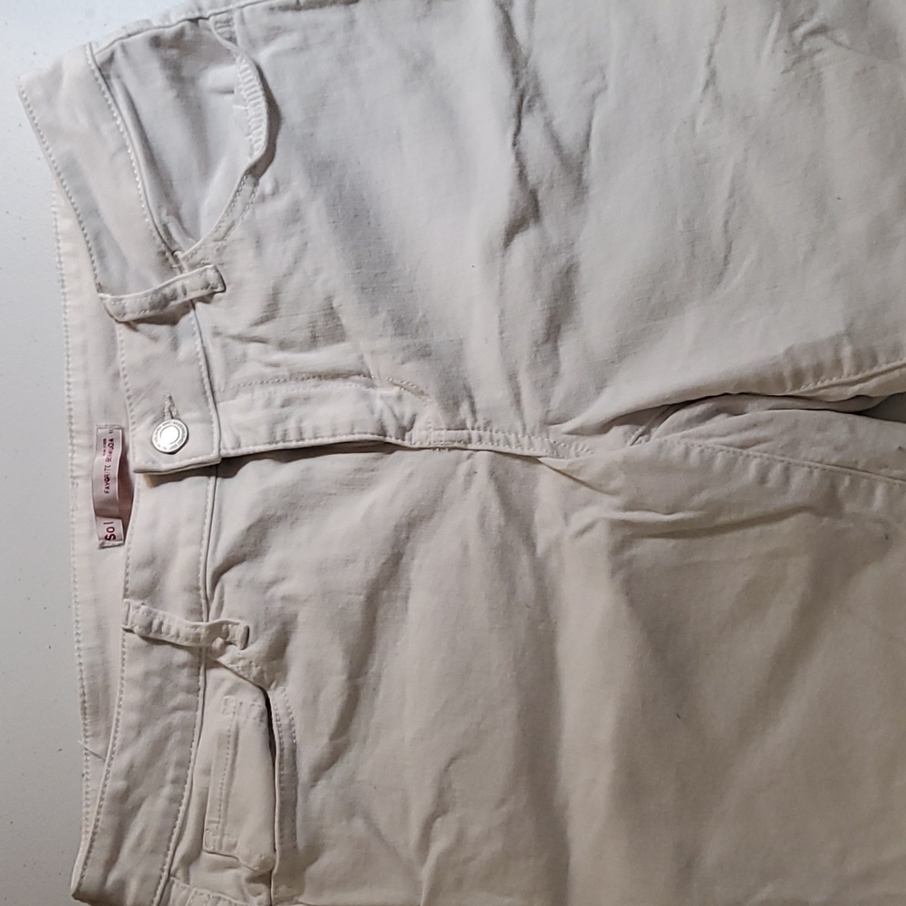 Women white shorts.